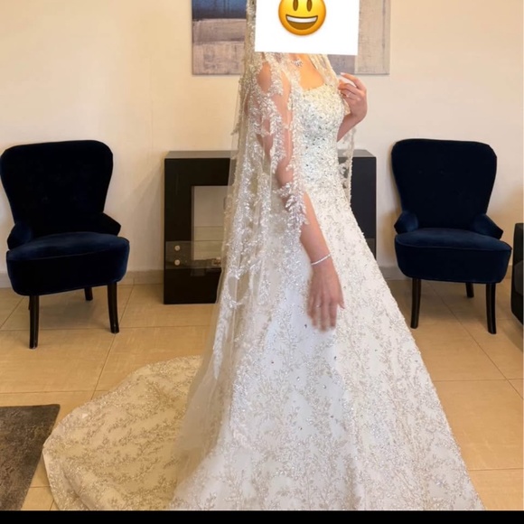 Wedding dress + veil